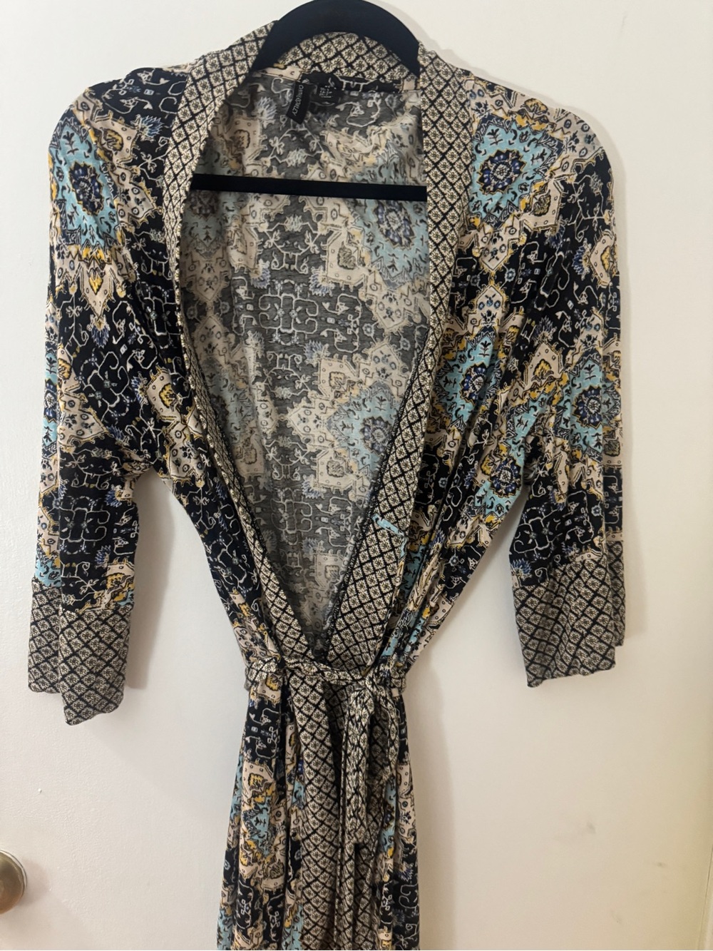 Cynthia Rowley Black Printed Wrap Robe with Blue & Cream Accents